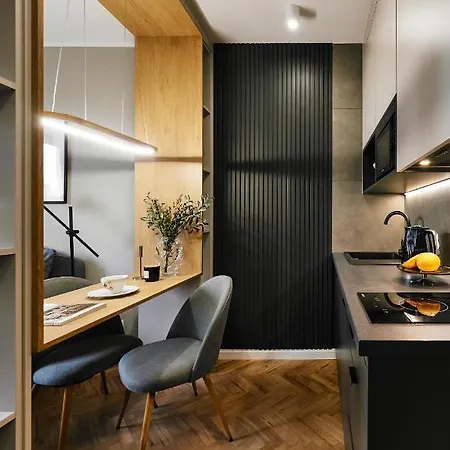 Cracow Beautiful Pet-friendly Studio Mickiewicza By Renters Apartment Krakow