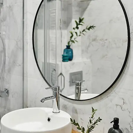 Apartment Cracow Beautiful Pet-friendly Studio Mickiewicza By Renters *